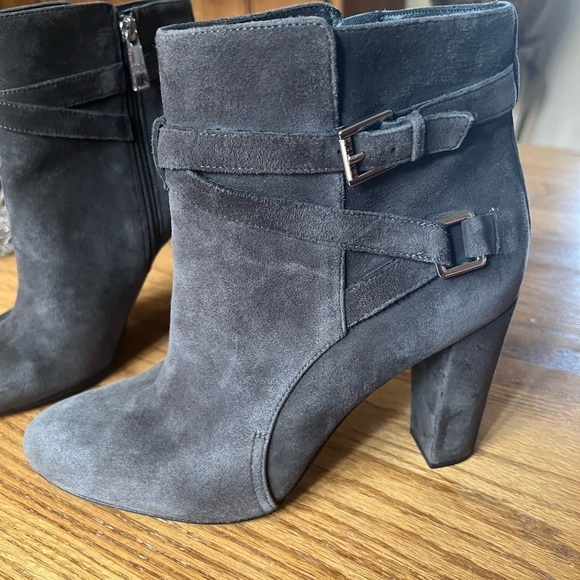 LAUREN RALPH LAUREN VIANCA BOOTIE size 10 - Picture 3 of 9